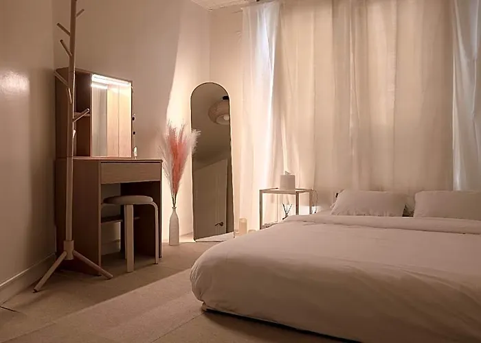 House #seoul Station 3 Minutes #lotte Mart 3 Minutes #free Netflix #youtube Premium Hotel 4*