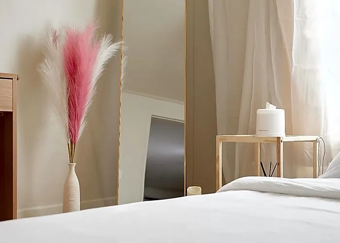 House #seoul Station 3 Minutes #lotte Mart 3 Minutes #free Netflix #youtube Premium Hotel Seúl