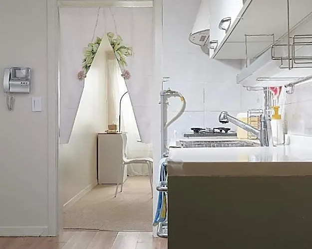 House #seoul Station 3 Minutes #lotte Mart 3 Minutes #free Netflix #youtube Premium Hotel 4*