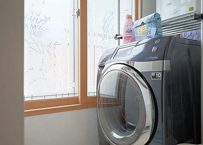 House #seoul Station 3 Minutes #lotte Mart 3 Minutes #free Netflix #youtube Premium 4* Seúl